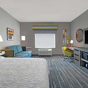 Queen Room Two Queen Beds Mobility Hearing Access or Non-Smoking